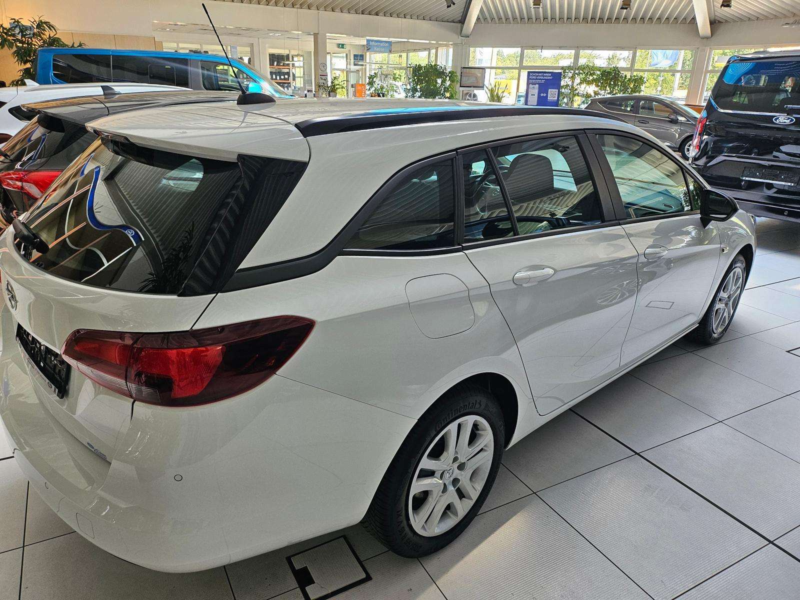 Fahrzeugbild eines Opel Astra