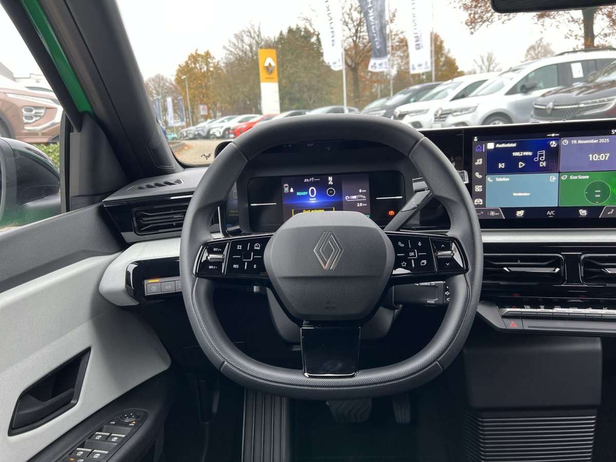 Fahrzeugbild eines Renault 5 E-TECH