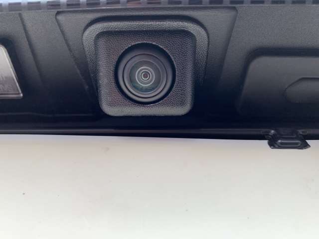 Fahrzeugbild eines Renault 4 E-TECH