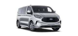 Schräge Frontansicht auf einen Ford Transit Custom , freigestellt