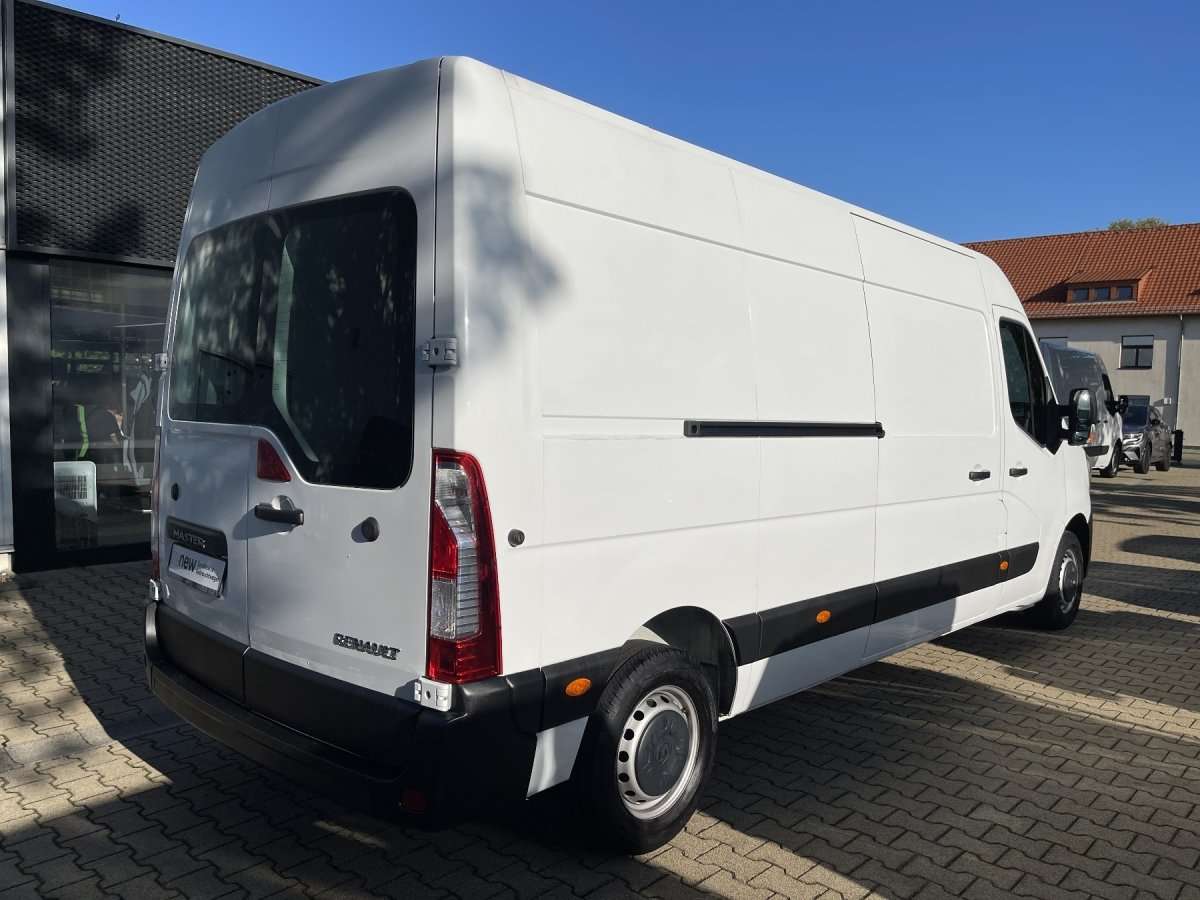 Fahrzeugbild eines Renault Master