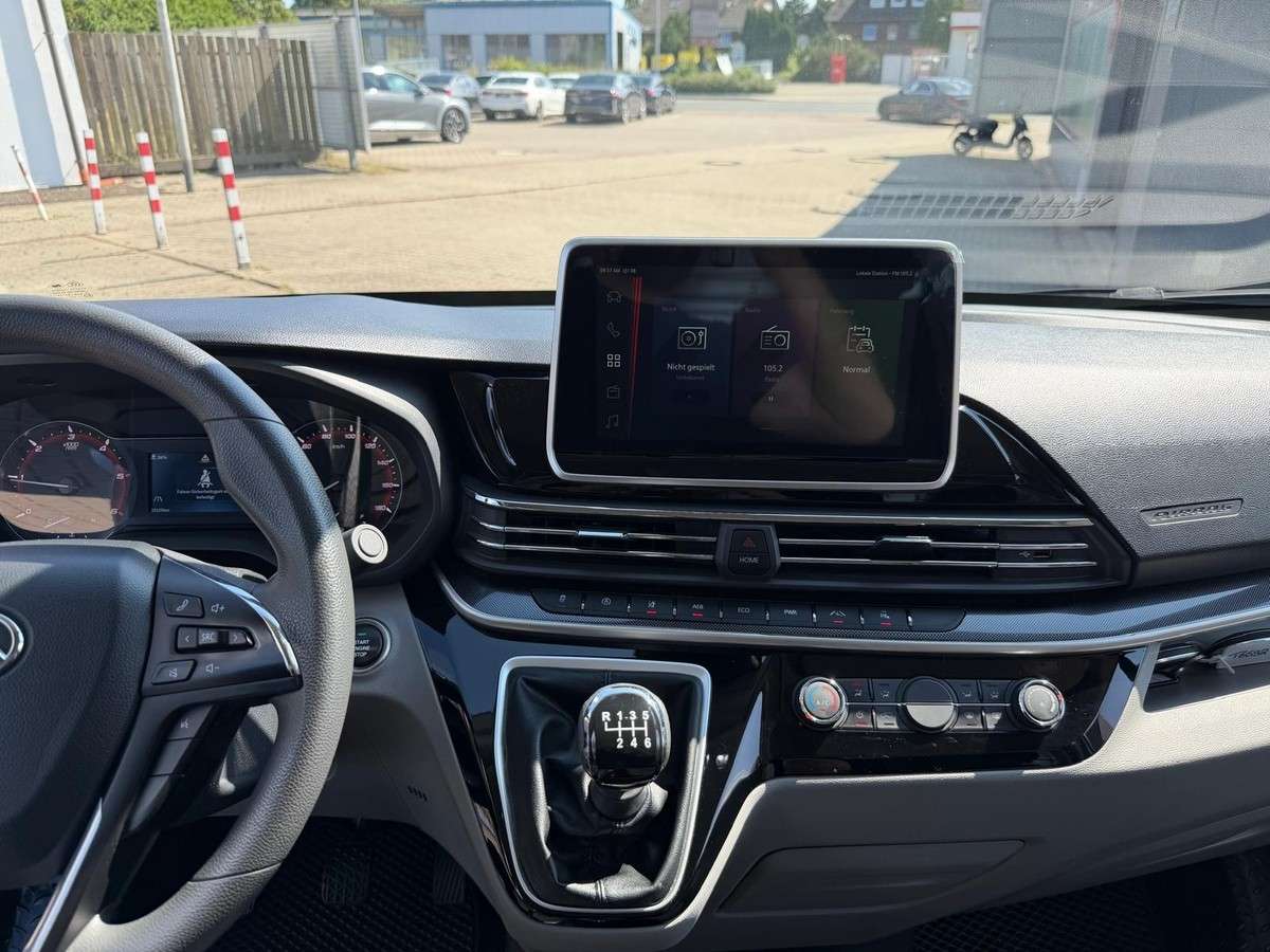 Fahrzeugbild eines Maxus Deliver 9