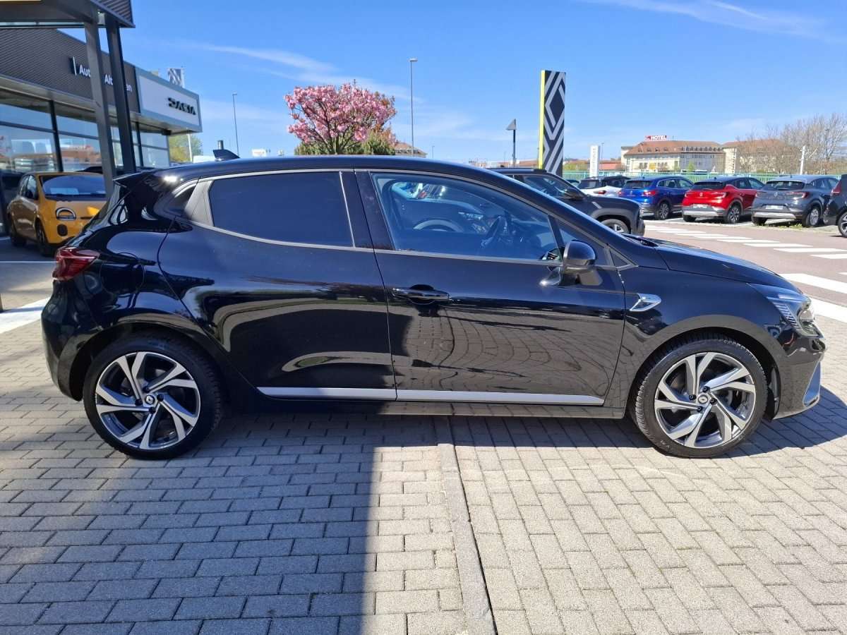 Fahrzeugbild eines Renault Clio