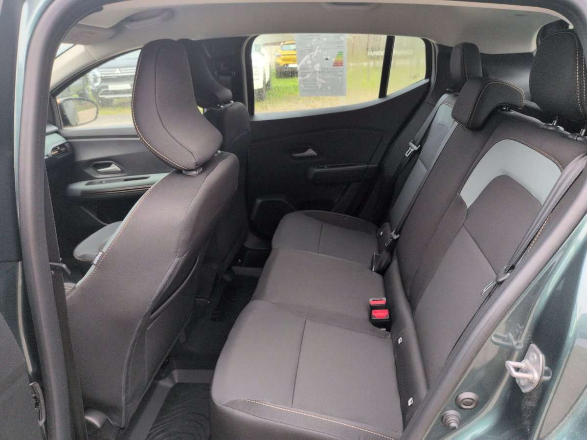 Fahrzeugbild eines Dacia Sandero