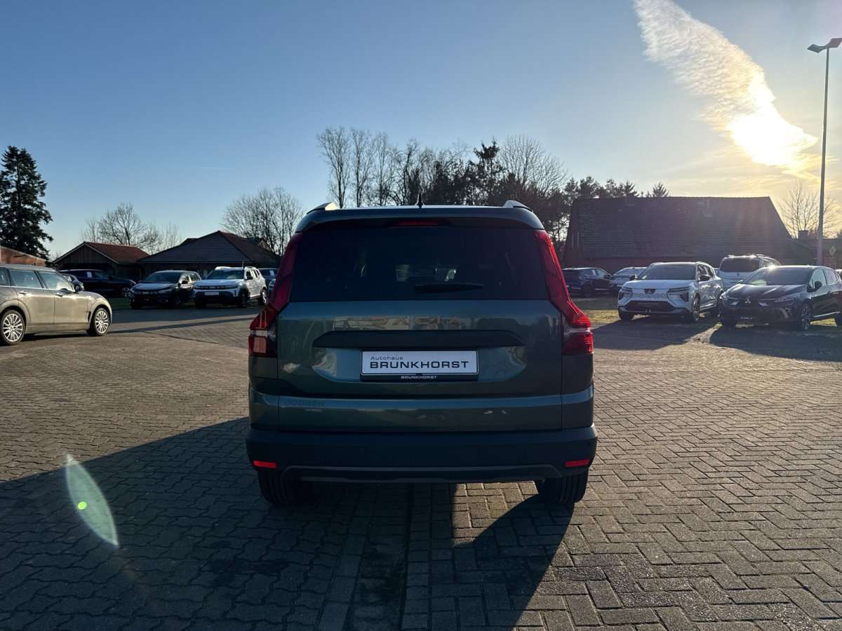 Fahrzeugbild eines Dacia Jogger