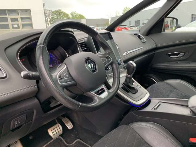 Fahrzeugbild eines Renault Grand Scénic