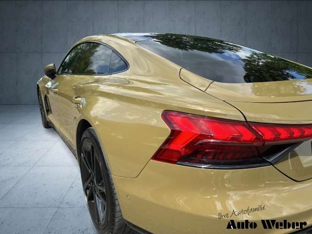 Fahrzeugbild eines Audi e-tron GT