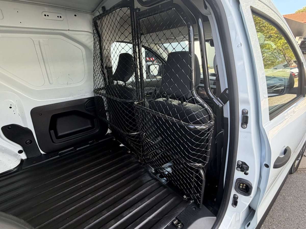 Fahrzeugbild eines Renault Express