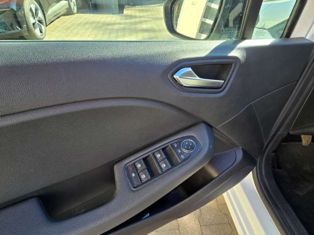 Fahrzeugbild eines Renault Clio