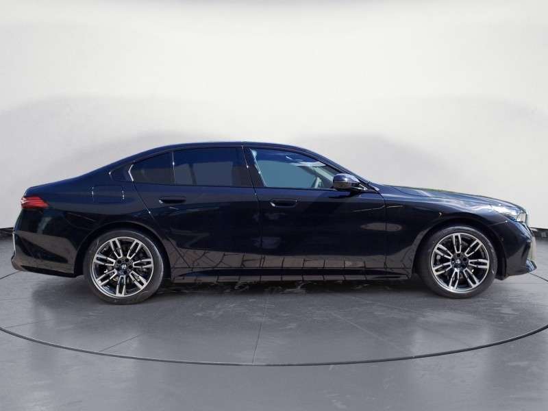 Fahrzeugbild eines BMW 5er-Reihe