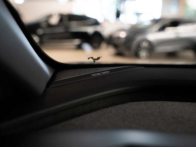 Fahrzeugbild eines Renault Megane E-TECH