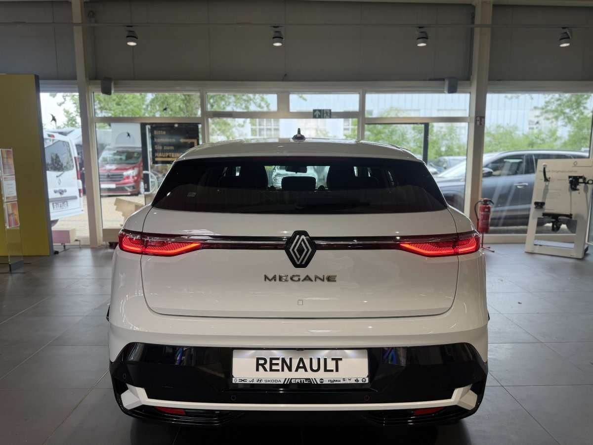 Fahrzeugbild eines Renault Megane E-TECH