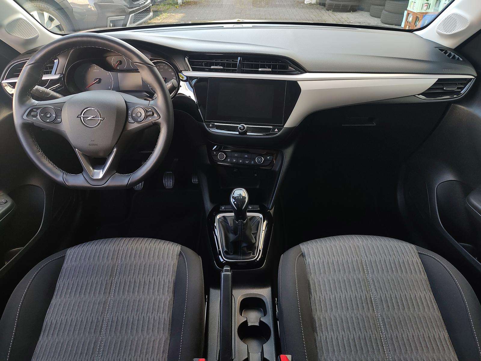 Fahrzeugbild eines Opel Corsa