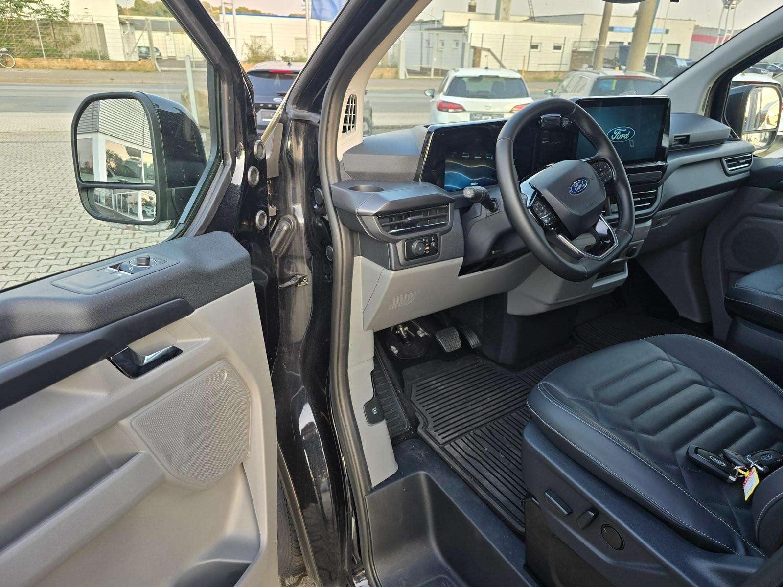 Fahrzeugbild eines Ford Tourneo Custom