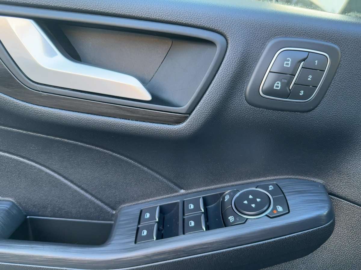 Fahrzeugbild eines Ford Kuga