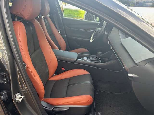 Fahrzeugbild eines Mazda Mazda3