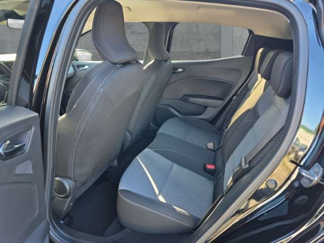 Fahrzeugbild eines Renault Clio