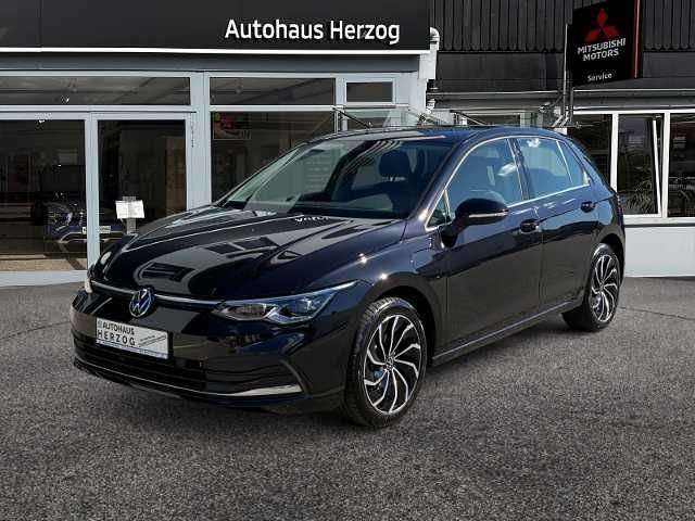 Fahrzeugbild eines Volkswagen Golf