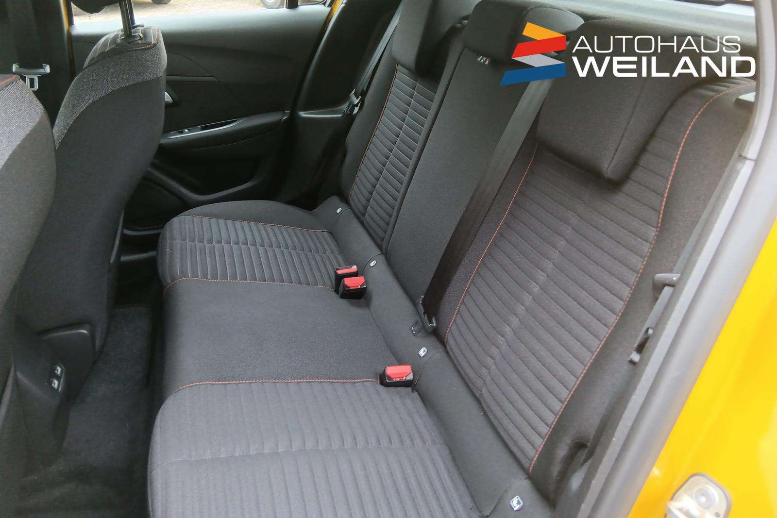 Fahrzeugbild eines Peugeot e-208