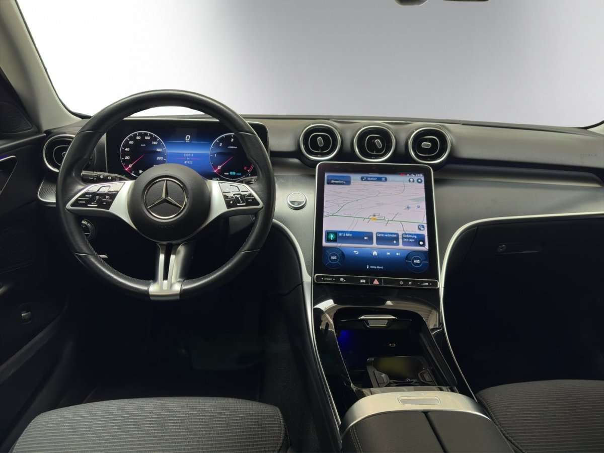 Fahrzeugbild eines Mercedes-Benz C-Klasse