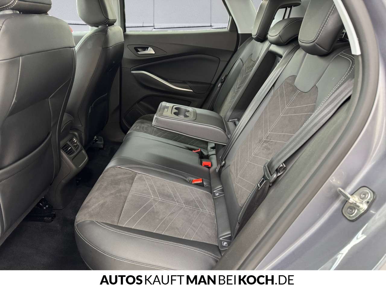 Fahrzeugbild eines Opel Grandland X
