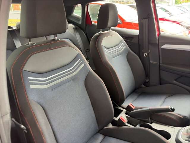 Fahrzeugbild eines SEAT Ibiza