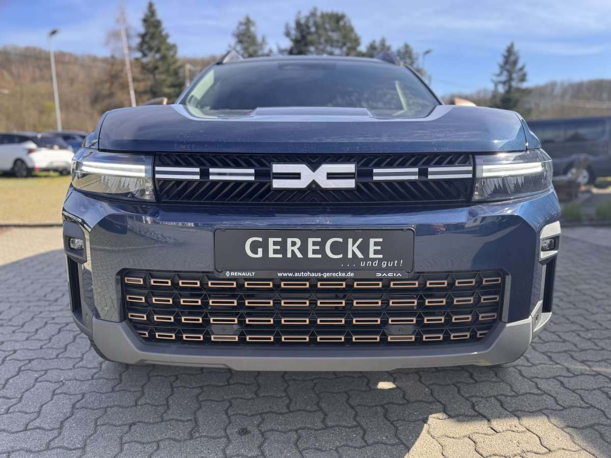 Fahrzeugbild eines Dacia Bigster