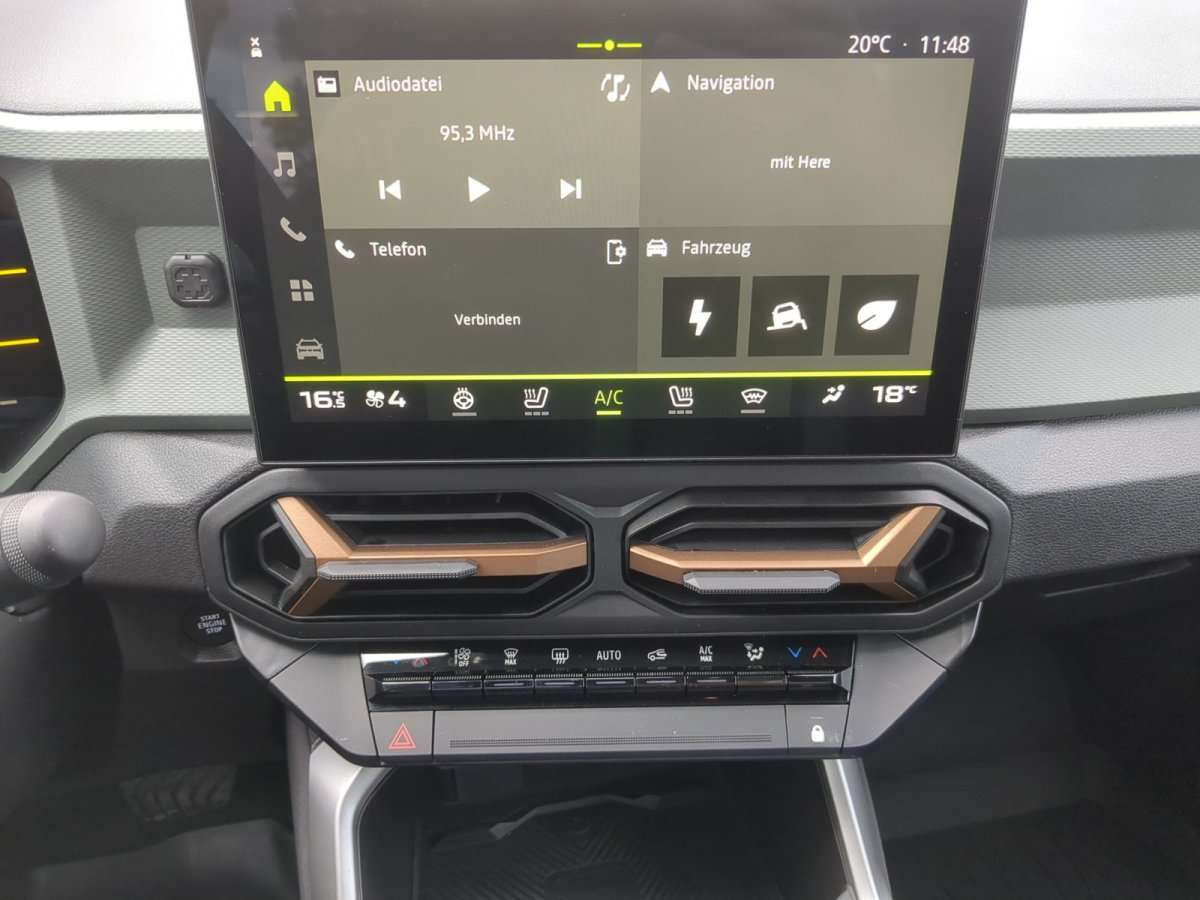 Fahrzeugbild eines Dacia Bigster