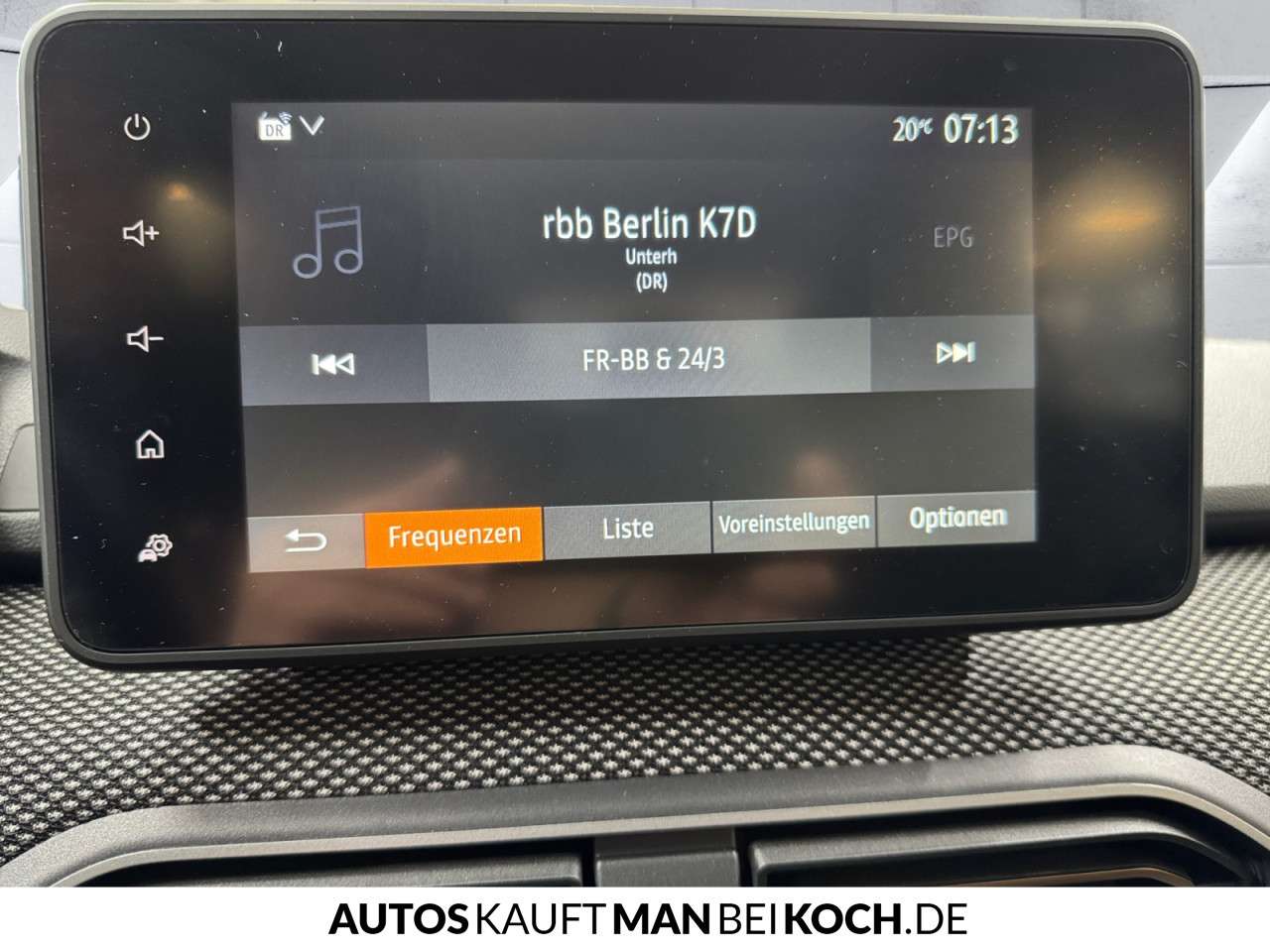 Fahrzeugbild eines Dacia Sandero