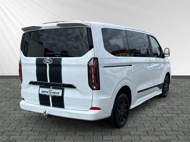 Fahrzeugbild eines Ford Tourneo Custom