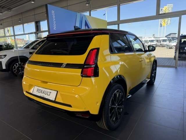 Fahrzeugbild eines Renault 5 E-TECH