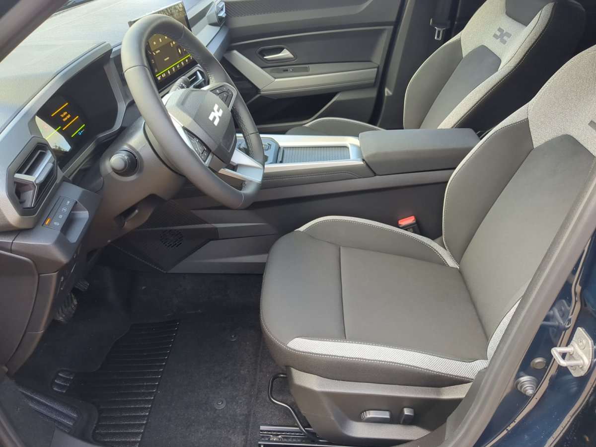 Fahrzeugbild eines Dacia Bigster