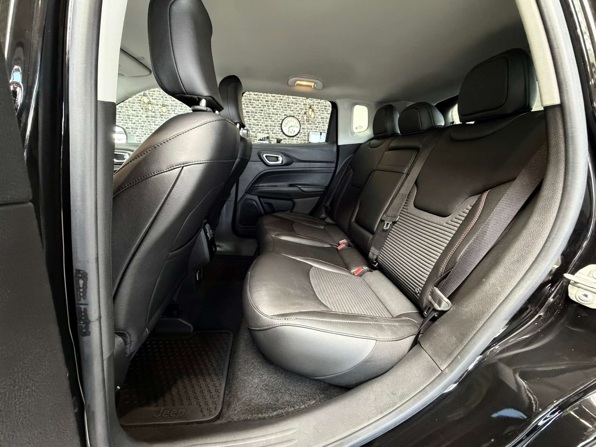 Fahrzeugbild eines Jeep Compass