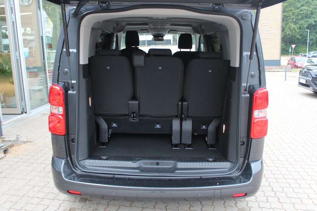 Fahrzeugbild eines Toyota Proace