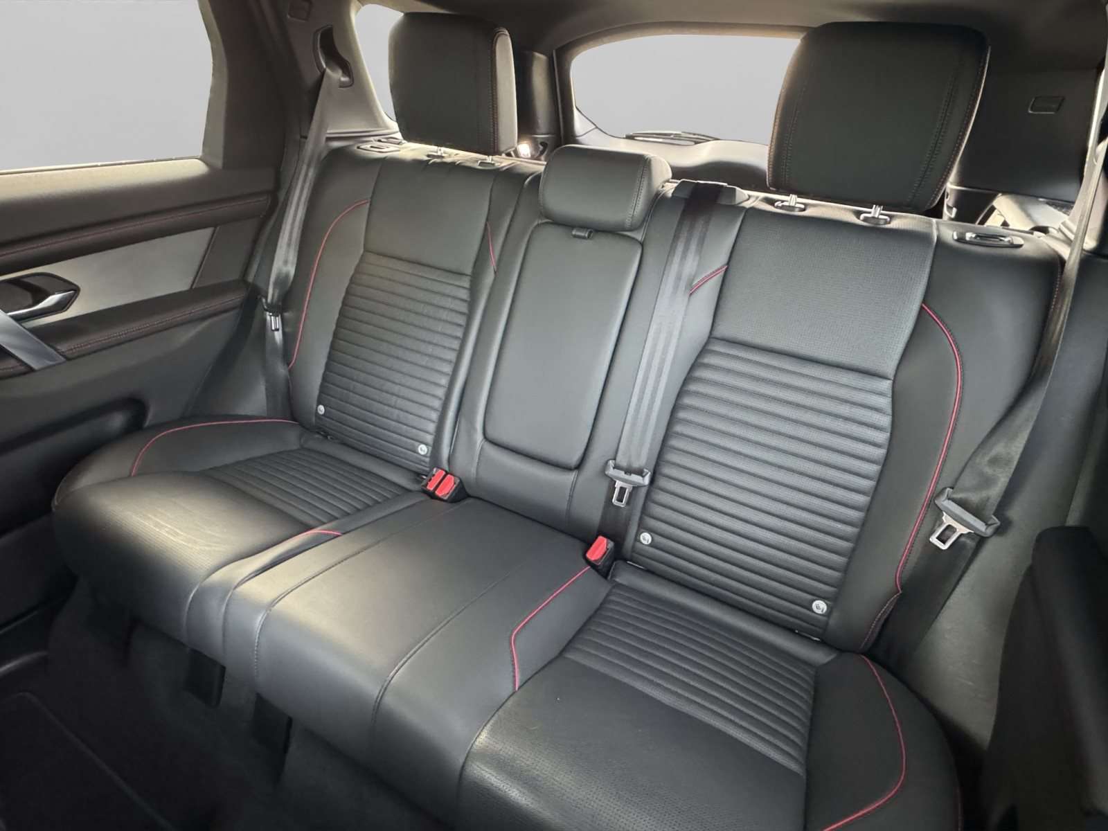 Fahrzeugbild eines Land Rover Discovery Sport