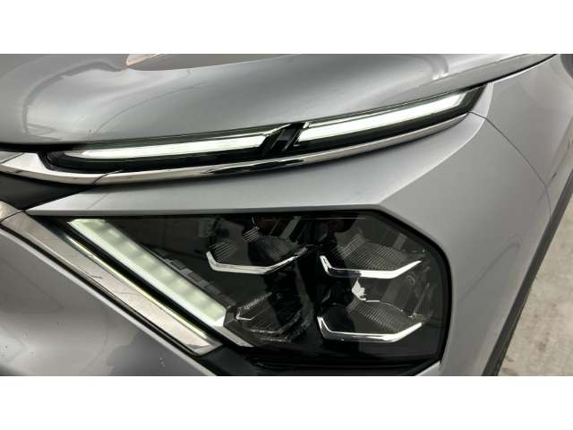 Fahrzeugbild eines Citroën ë-C4