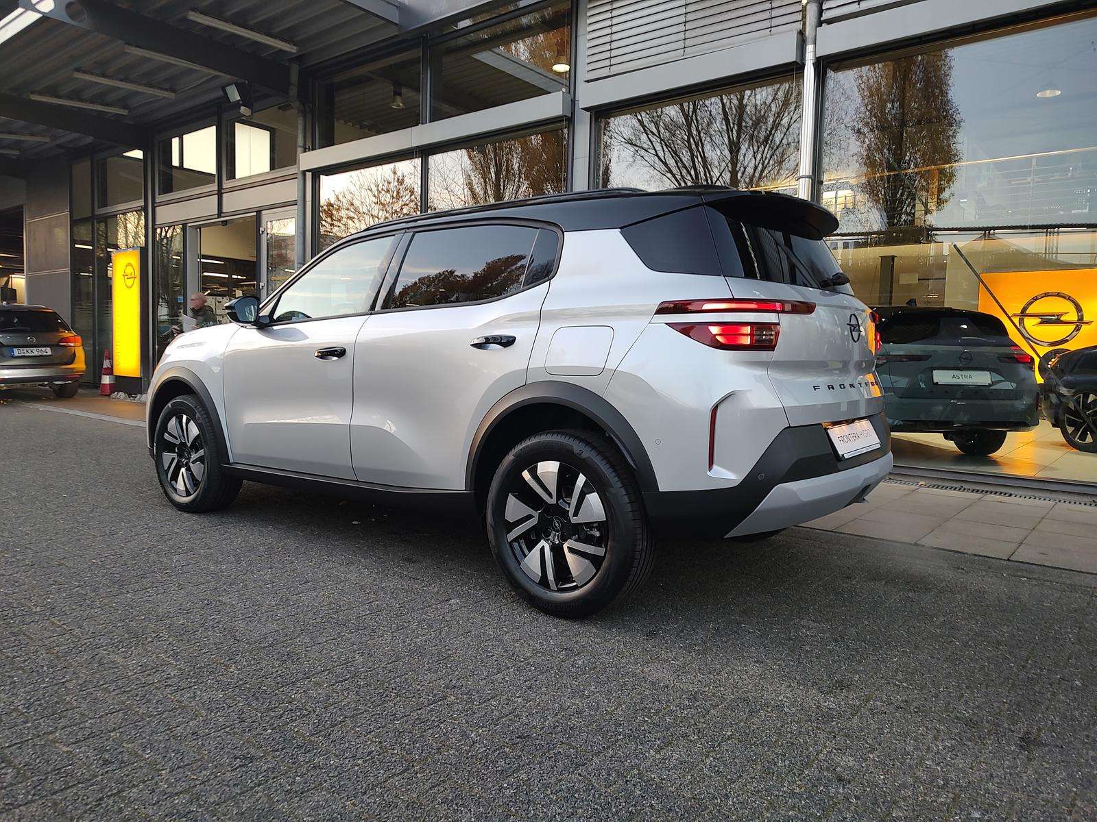 Fahrzeugbild eines Opel Frontera