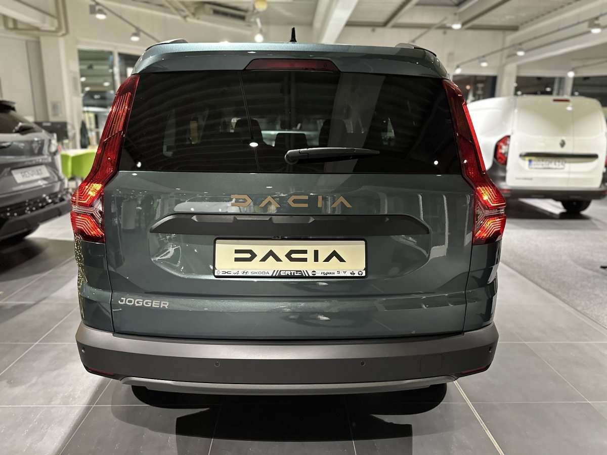 Fahrzeugbild eines Dacia Jogger