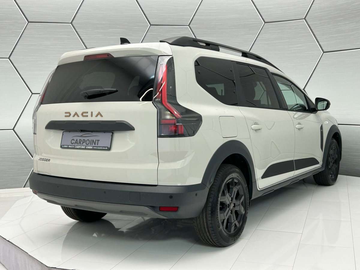 Fahrzeugbild eines Dacia Jogger