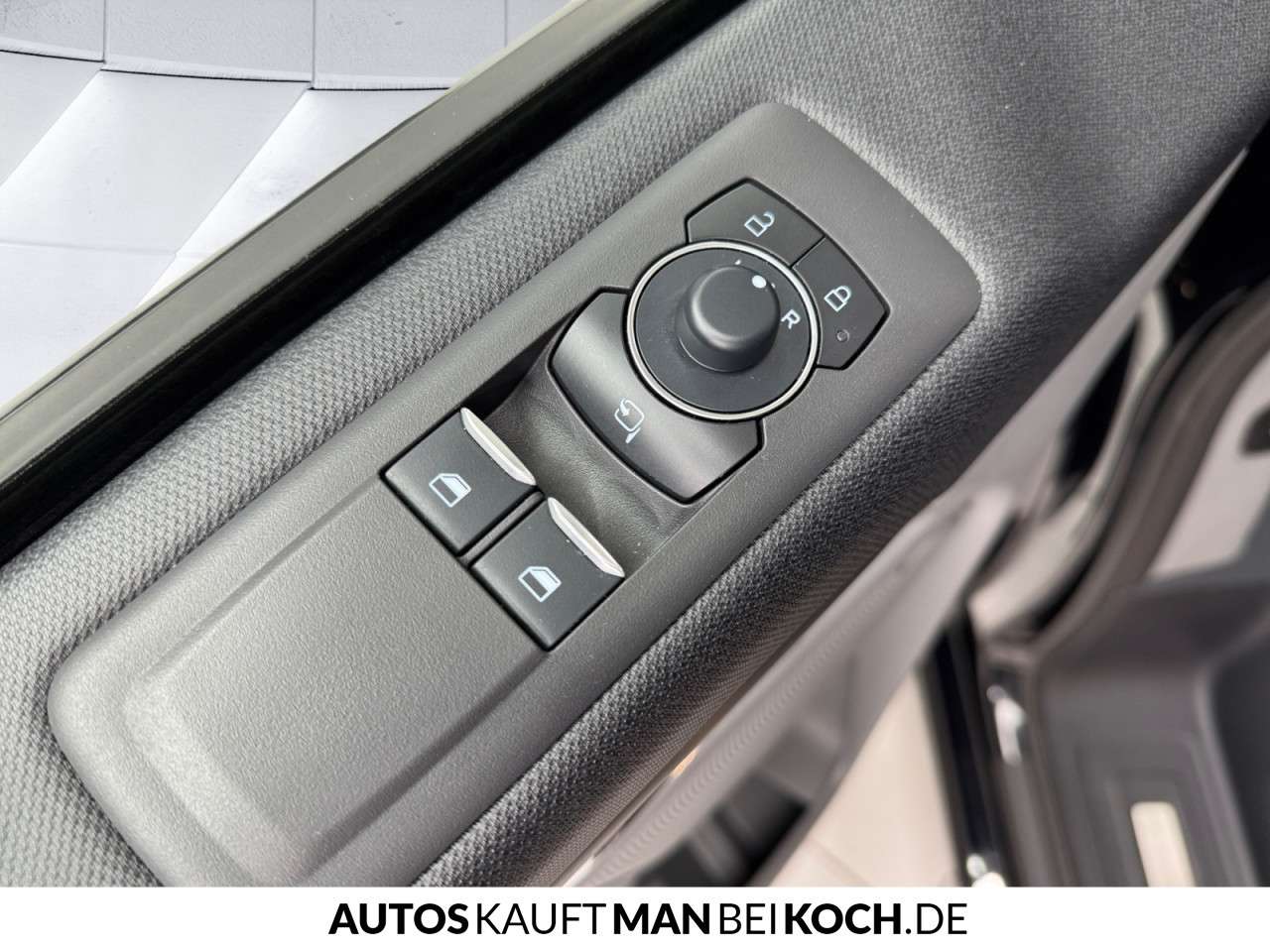 Fahrzeugbild eines Ford Tourneo Custom