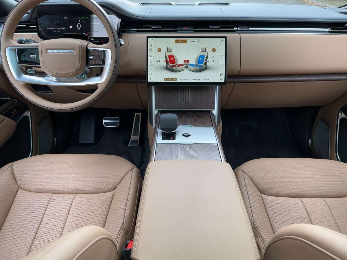 Fahrzeugbild eines Land Rover Range Rover