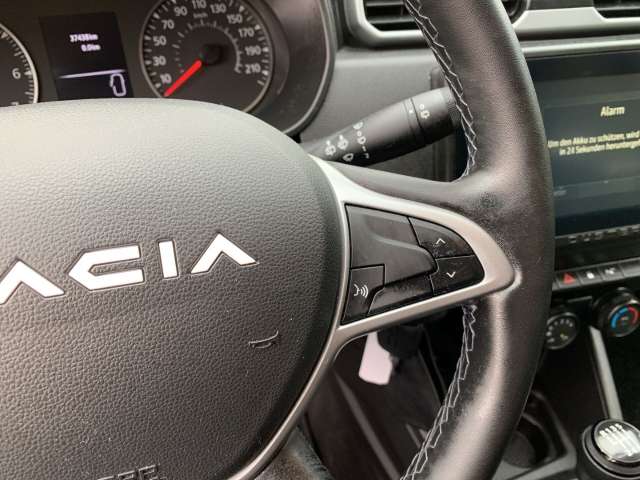 Fahrzeugbild eines Dacia Duster