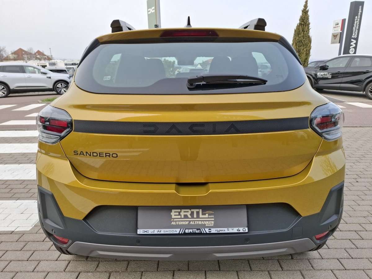 Fahrzeugbild eines Dacia Sandero