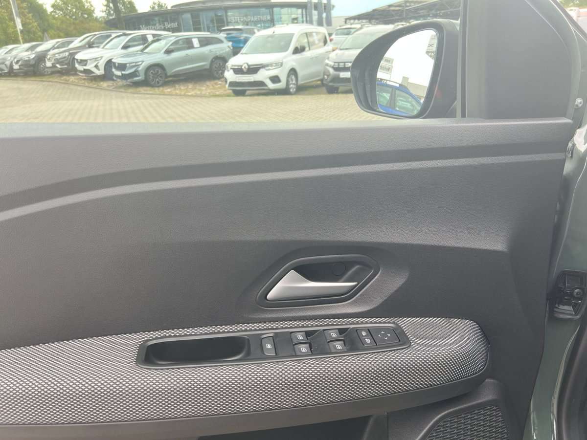 Fahrzeugbild eines Dacia Sandero