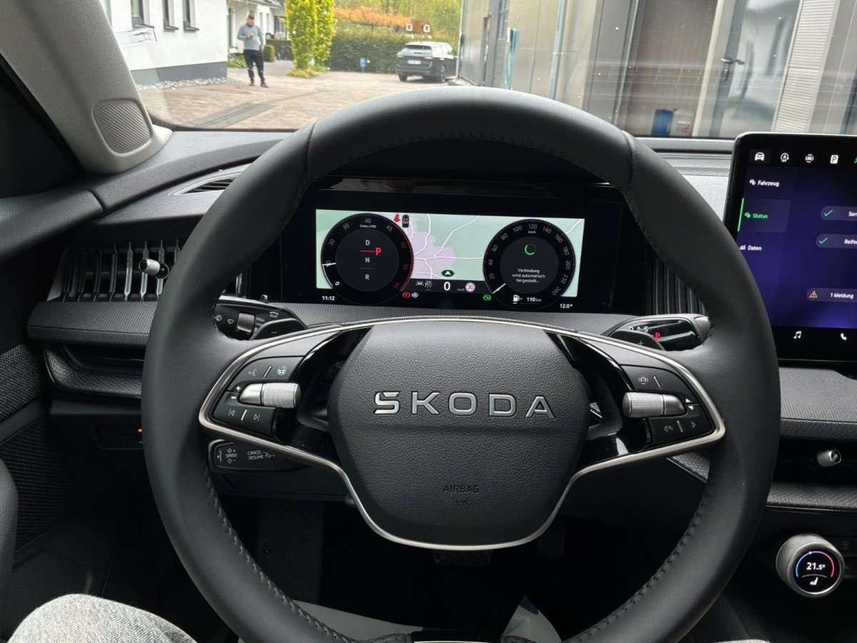 Fahrzeugbild eines Skoda Superb