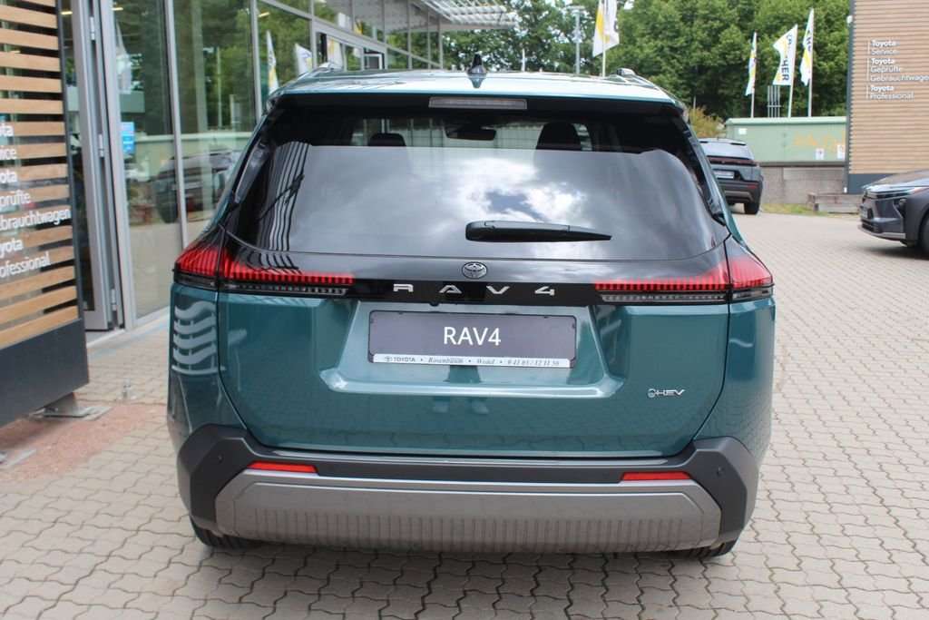 Fahrzeugbild eines Toyota RAV4