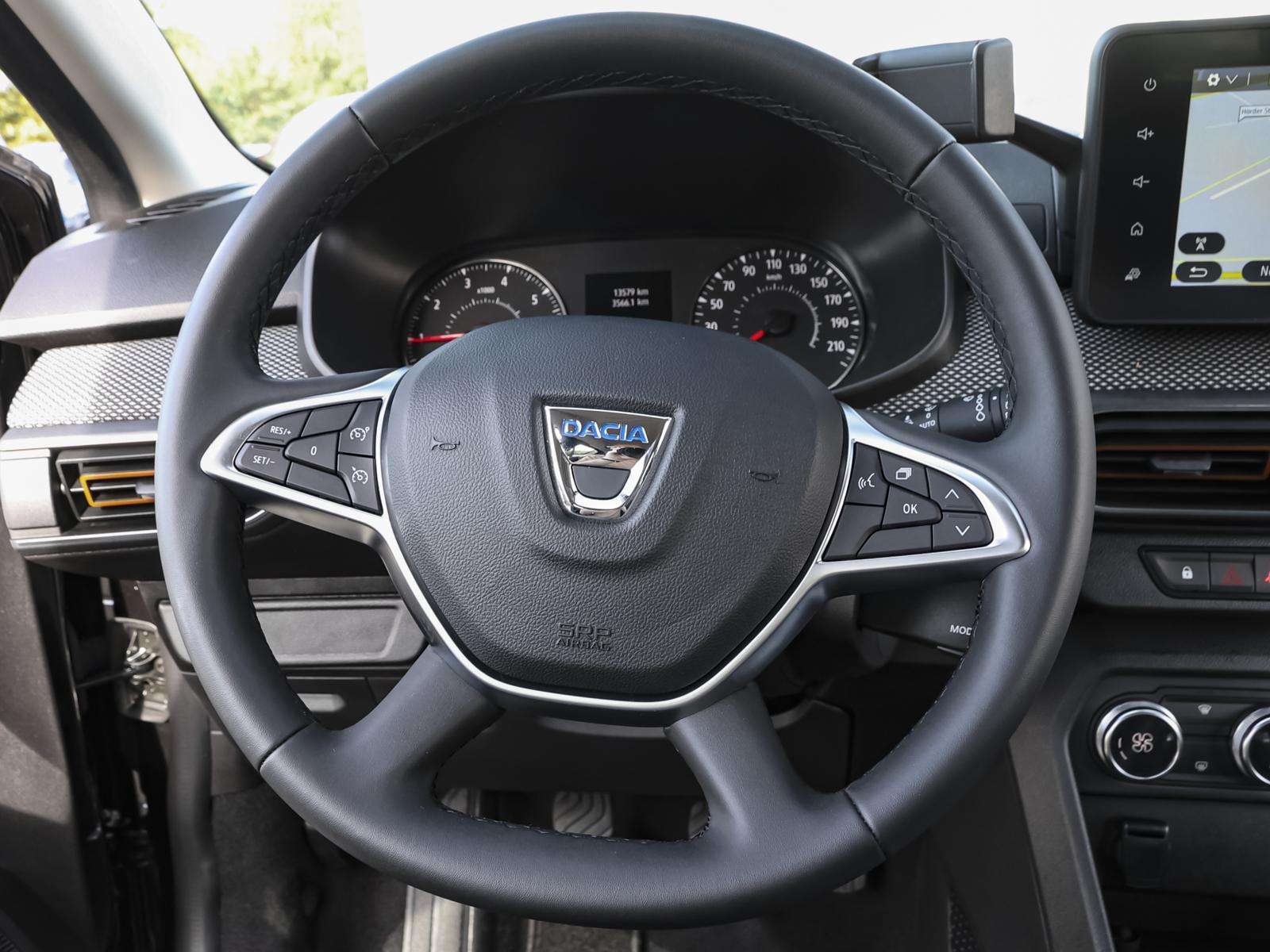 Fahrzeugbild eines Dacia Sandero