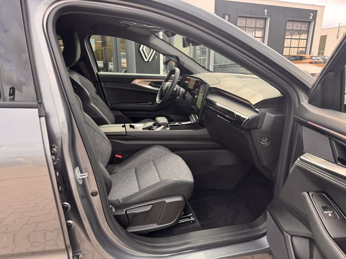 Fahrzeugbild eines Renault Austral