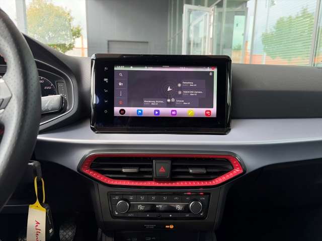 Fahrzeugbild eines SEAT Ibiza