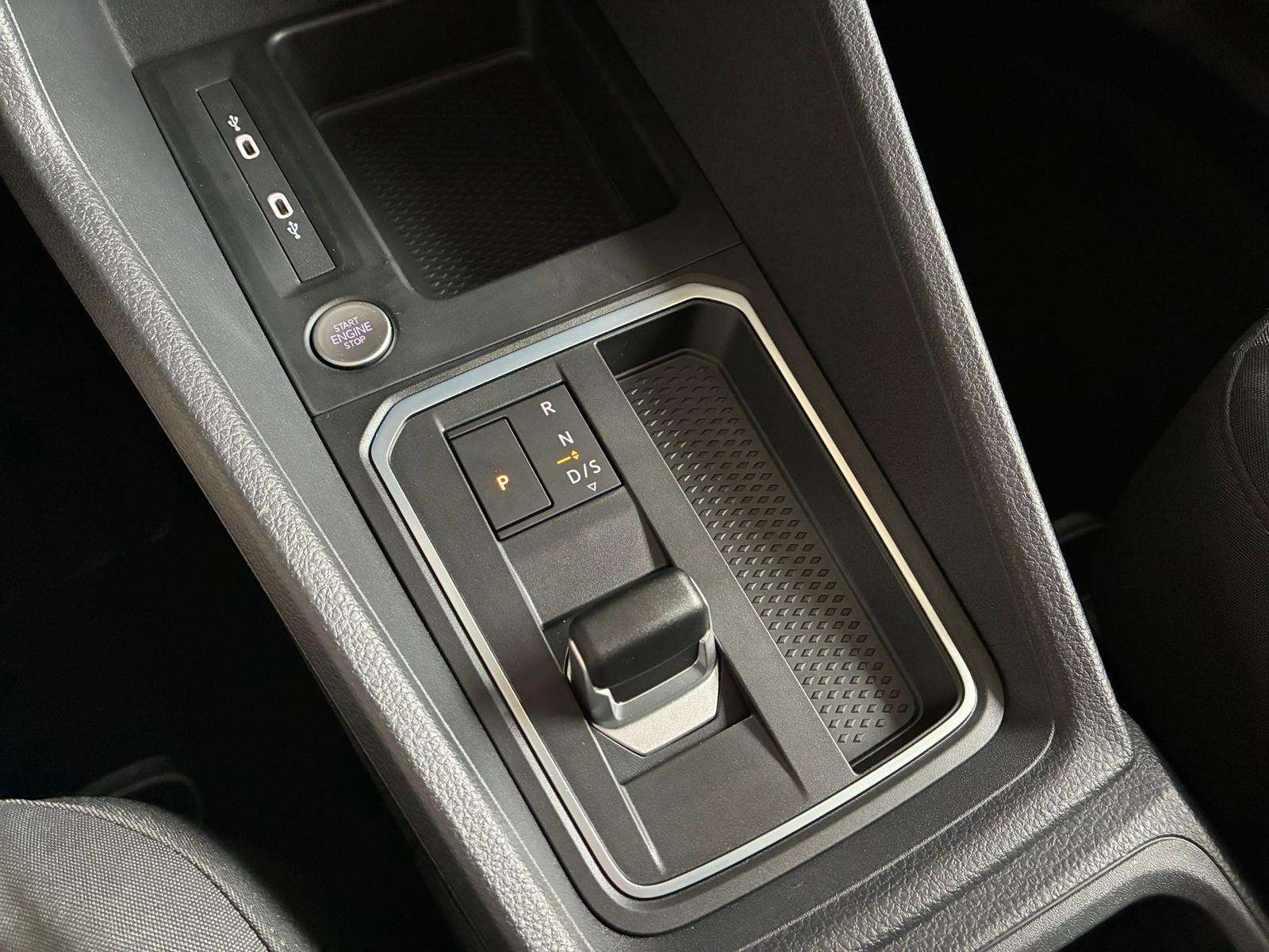 Fahrzeugbild eines Ford Grand Tourneo